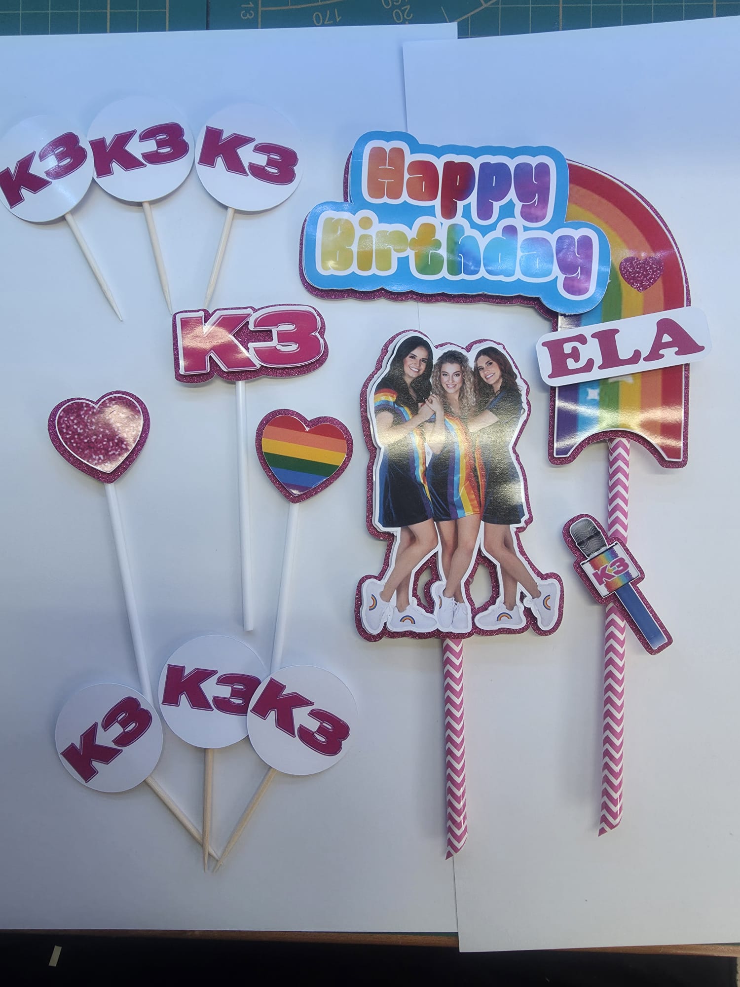 K3 Cake Topper – Personalized with Name & Age – Rainbow Girl Band Theme – Topo de Bolo K3 Personalizado – Décor Anniversaire K3