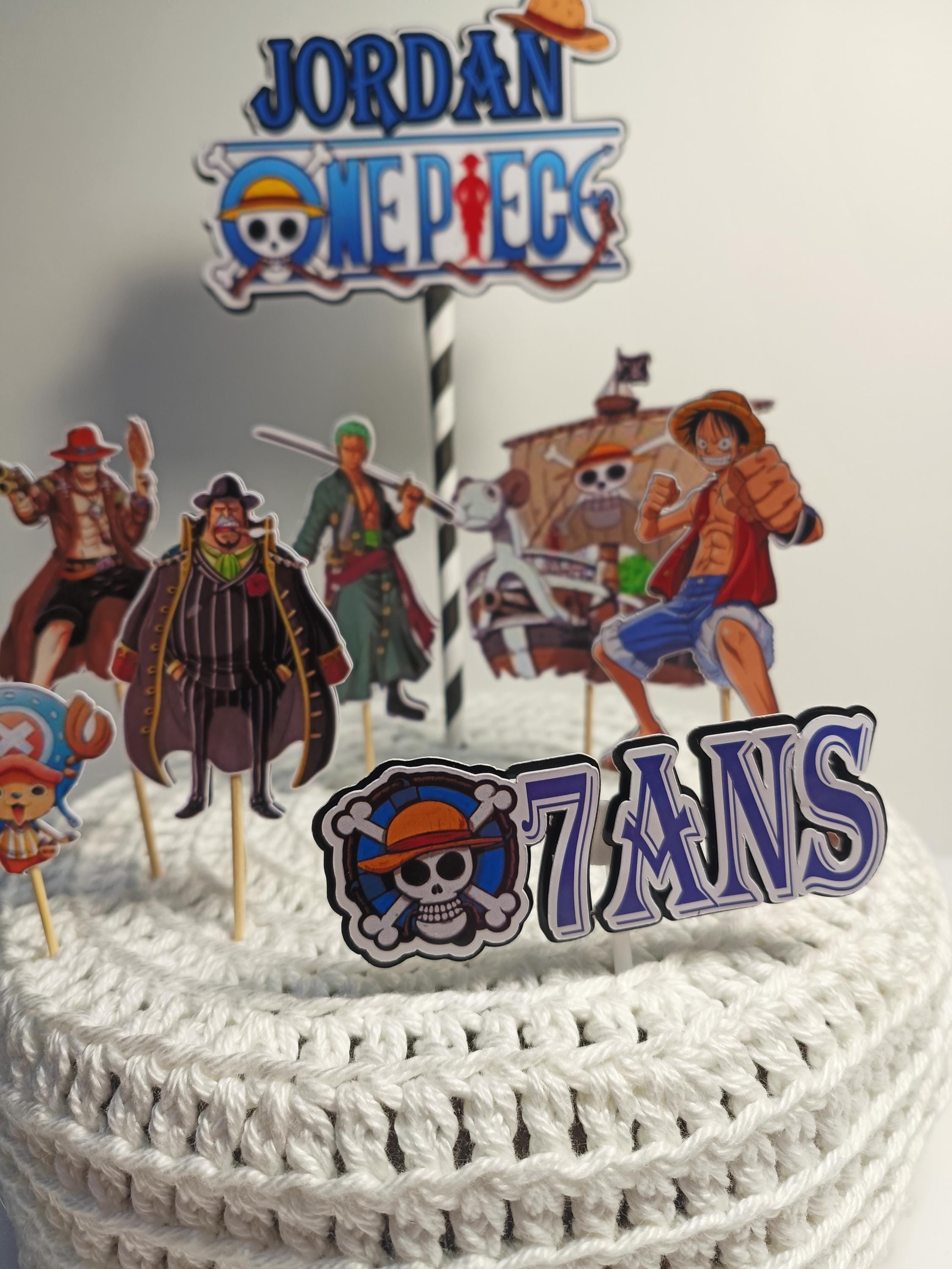 Bolo Topper One Piece