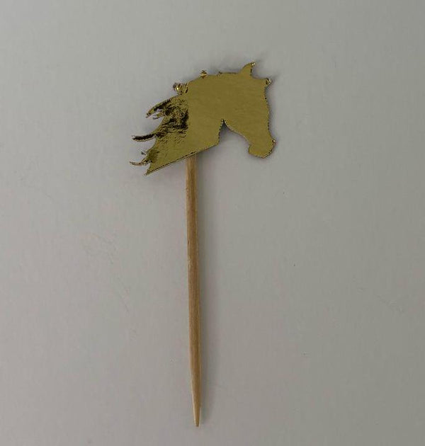 Horses topper cake, themed birthday parties, horse lovers and girls who are passionate about horses!