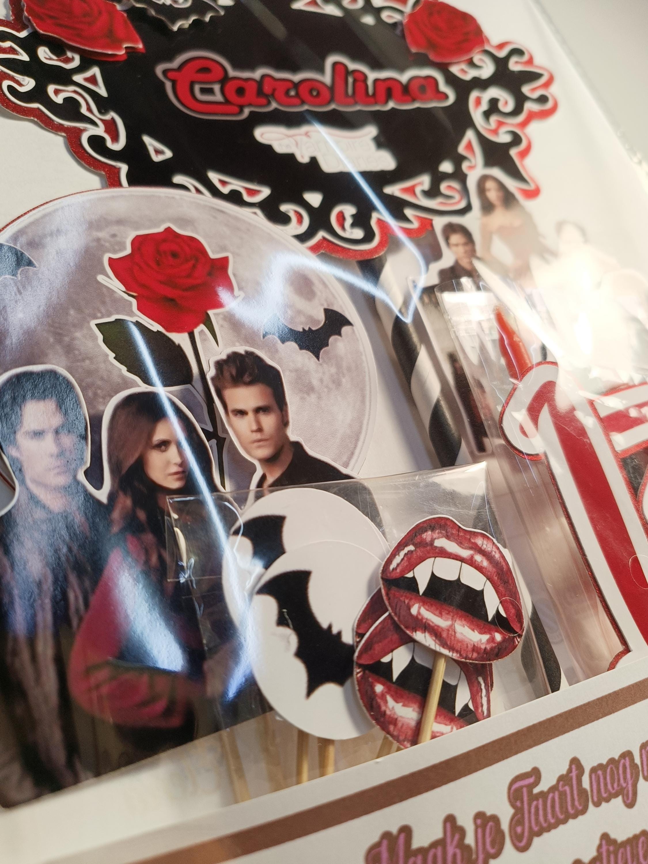 The Vampire Diaries Cake Topper – topo de bolo o diário de vampiro -Gothic Layered Topper in Photo Paper for Fans and Bakers
